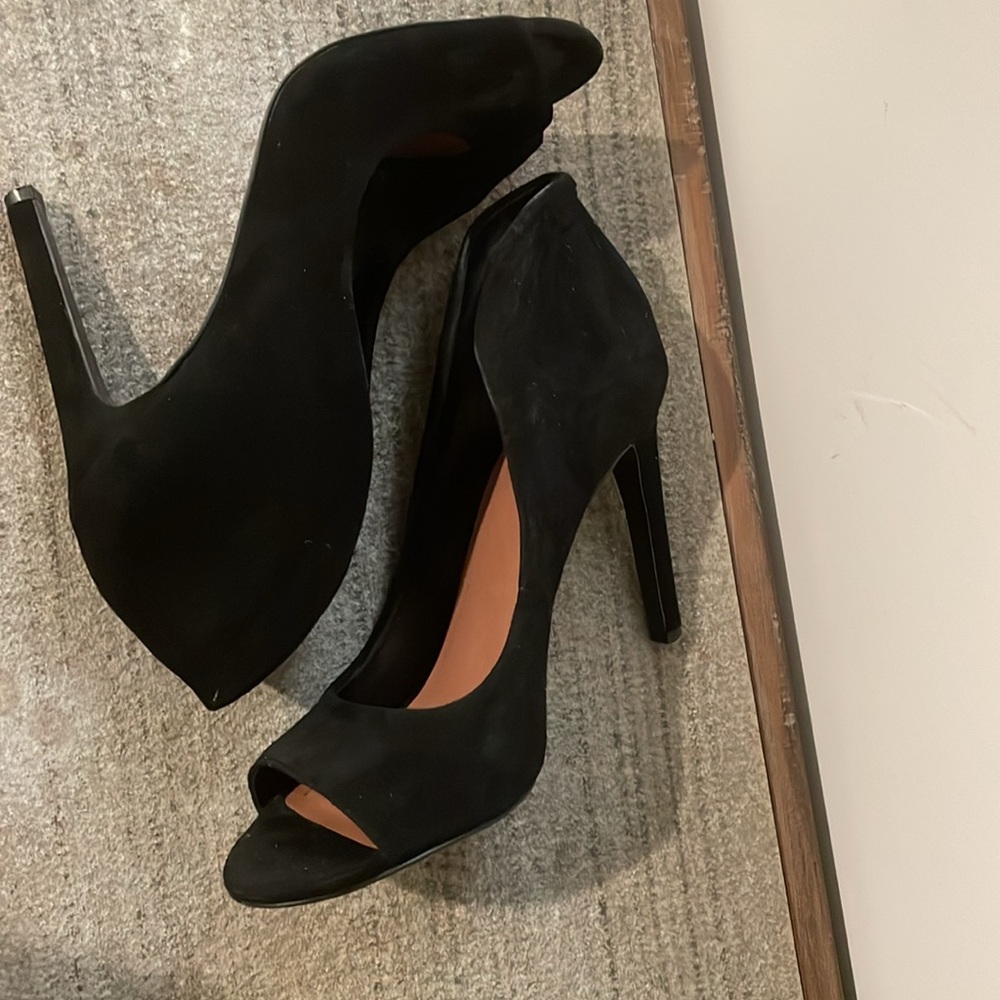 Vince Camuto Karolynn Heels Size 10M Black Suede Open Toe Tall Back - Picture 4 of 13